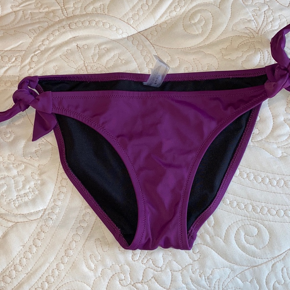 Victoria secret bikini bottom P62